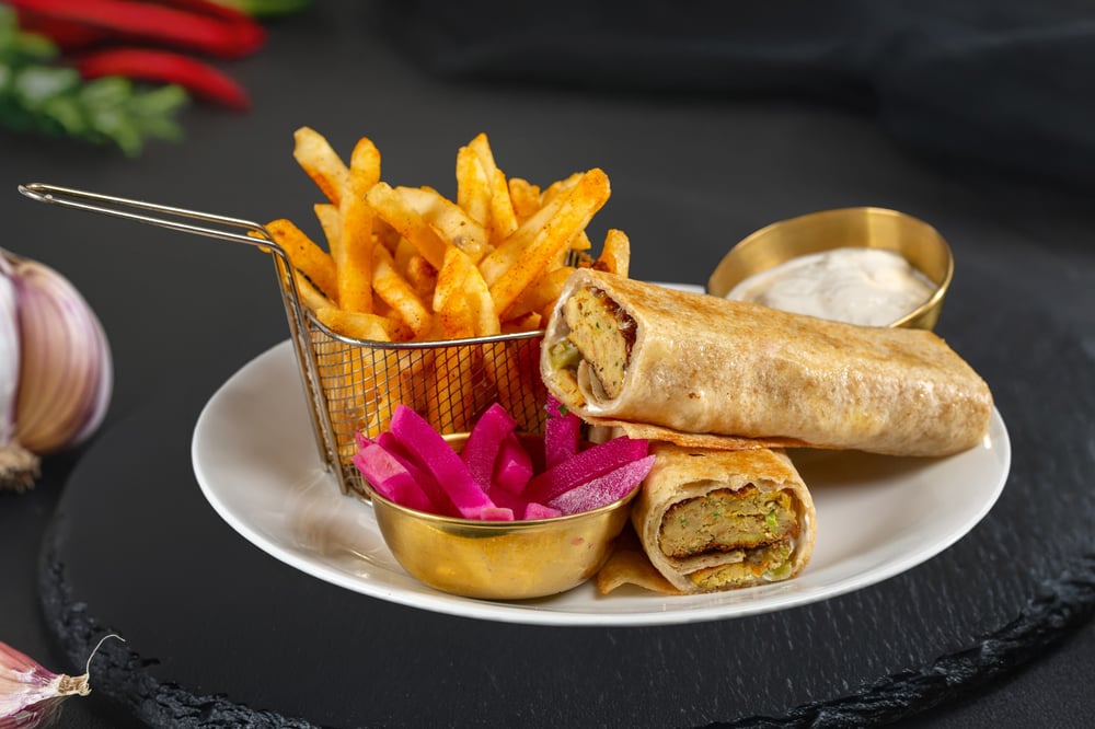 Falafel Mix Sandwich / ساندويش فلافل مشكل