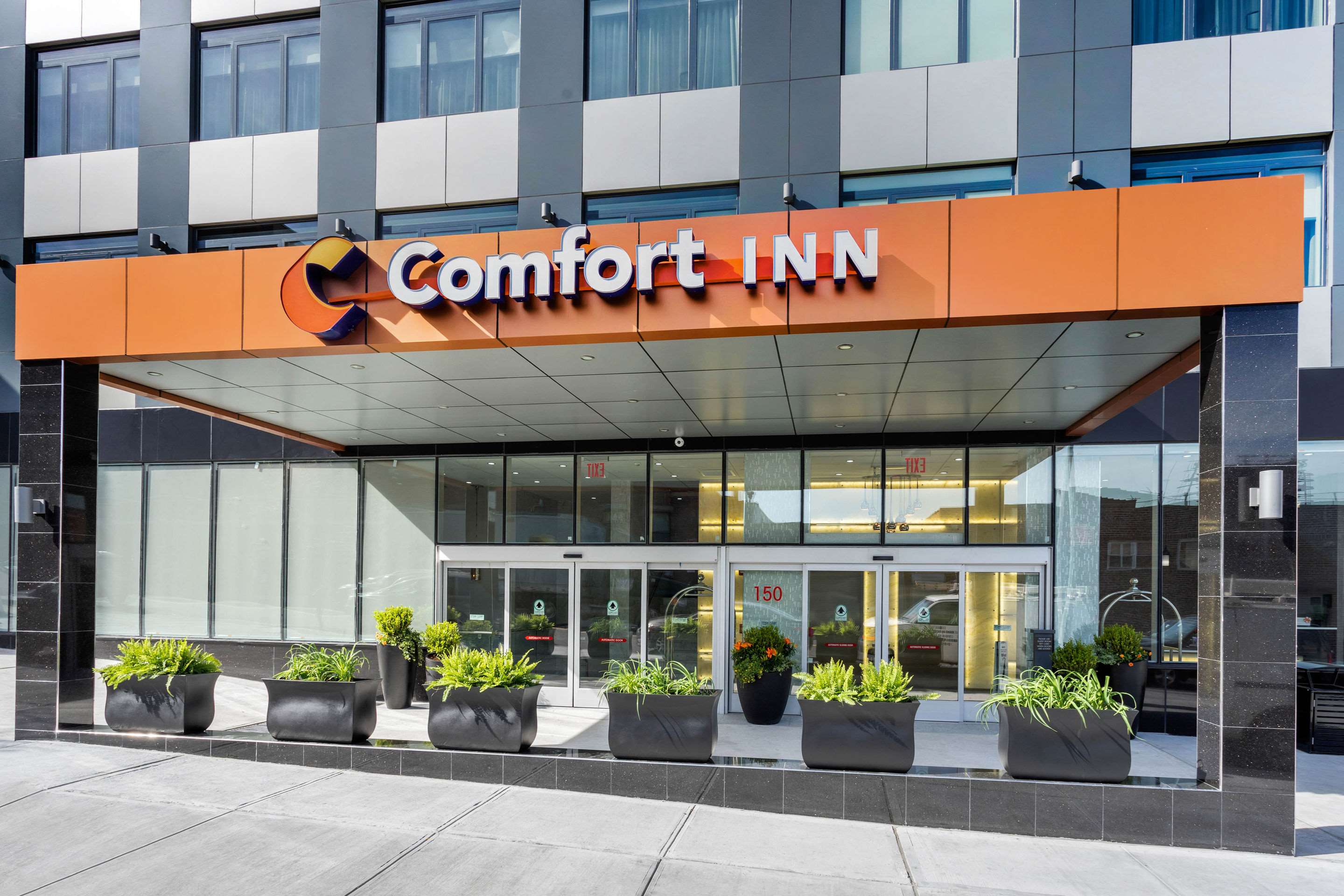 Comfort Inn Prospect Park - Brooklyn Photo