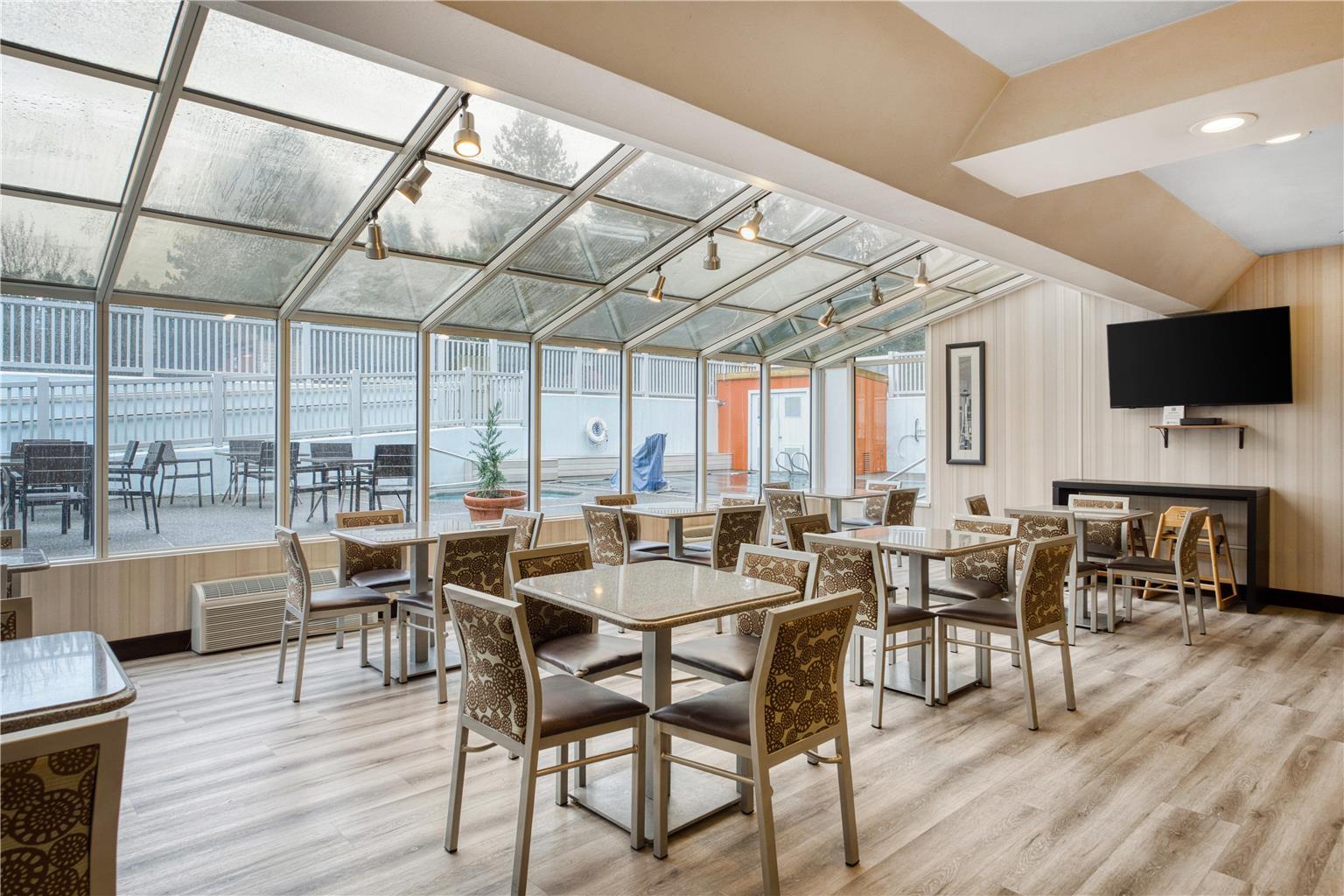 Best Western Alderwood Image