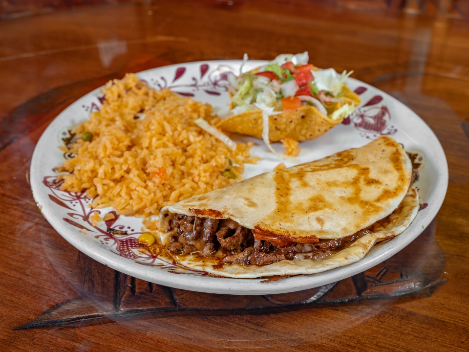 Quesadilla Rellena