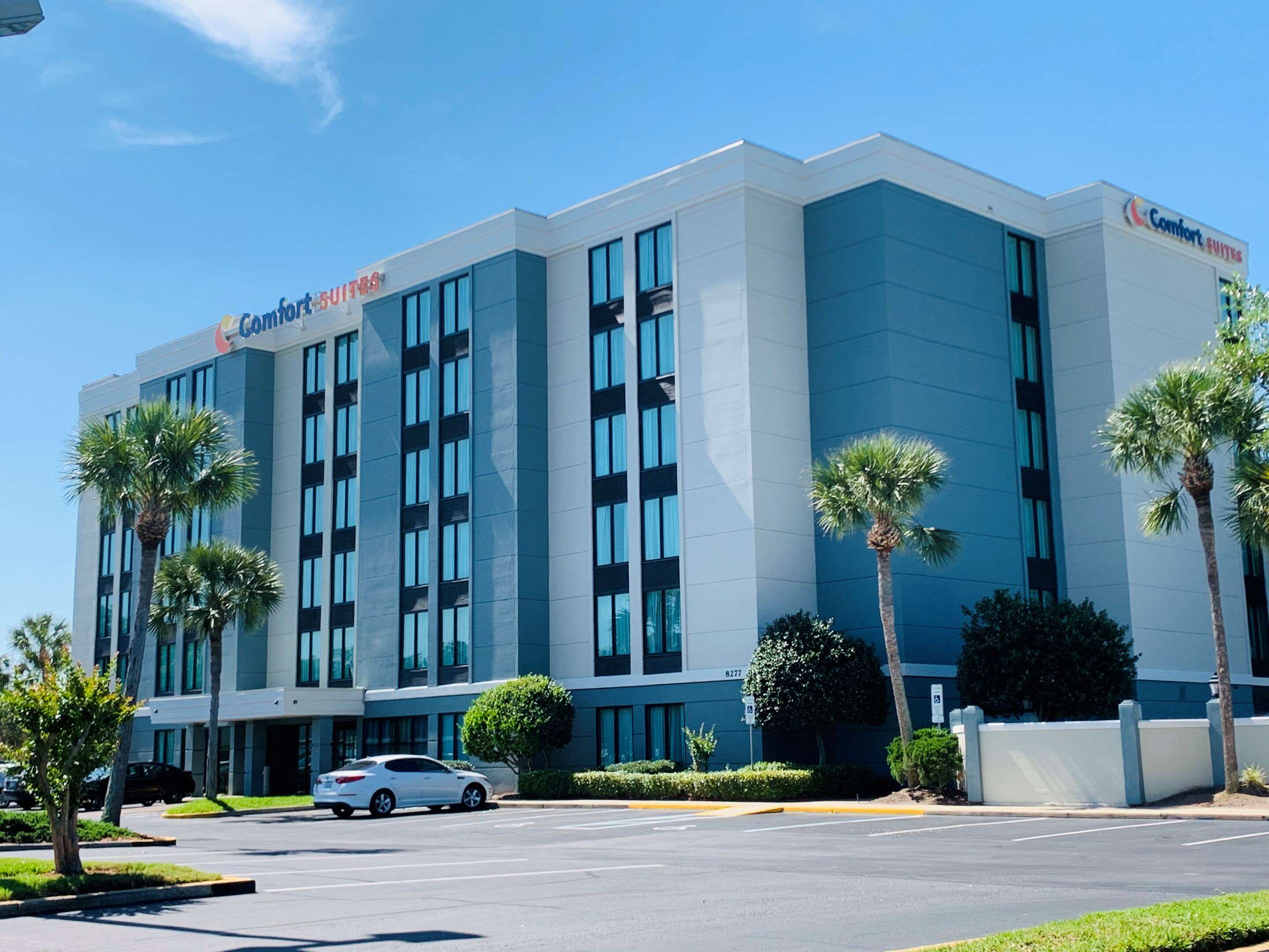 Comfort Suites Baymeadows Near Butler Blvd Photo