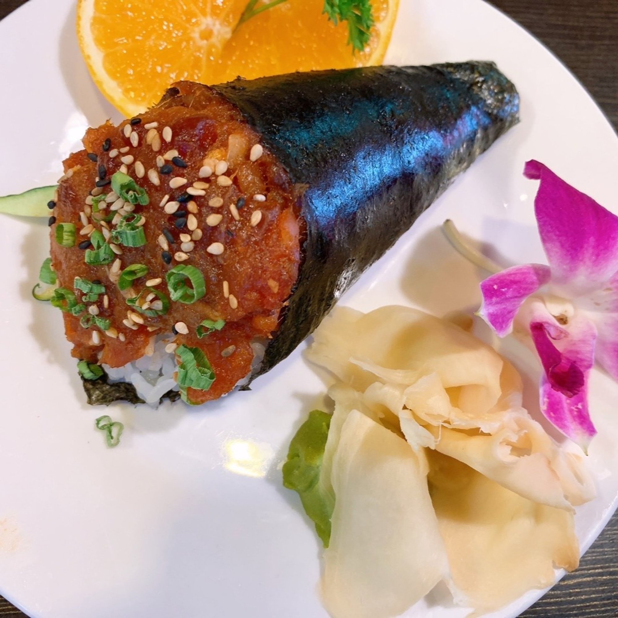 Spicy Tuna Hand Roll