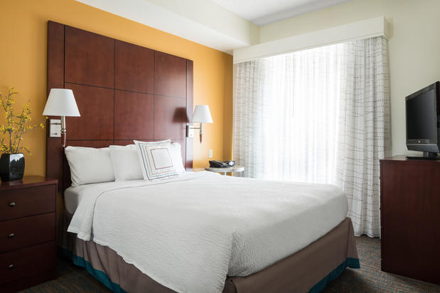 Images Residence Inn by Marriott Phoenix Desert View at Mayo Clinic
