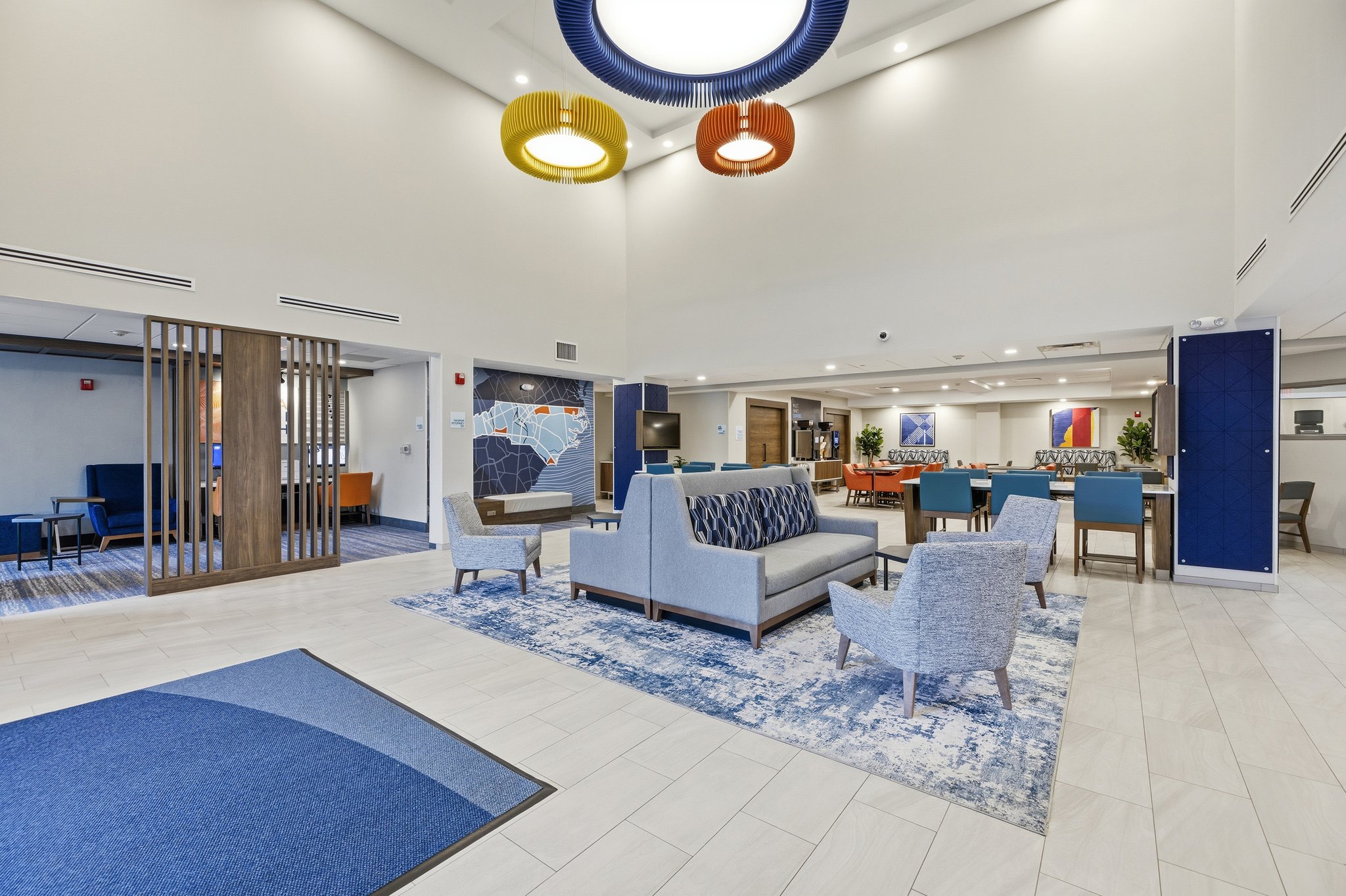 Holiday Inn Express & Suites Raleigh West - Lenovo Center by IHG Image