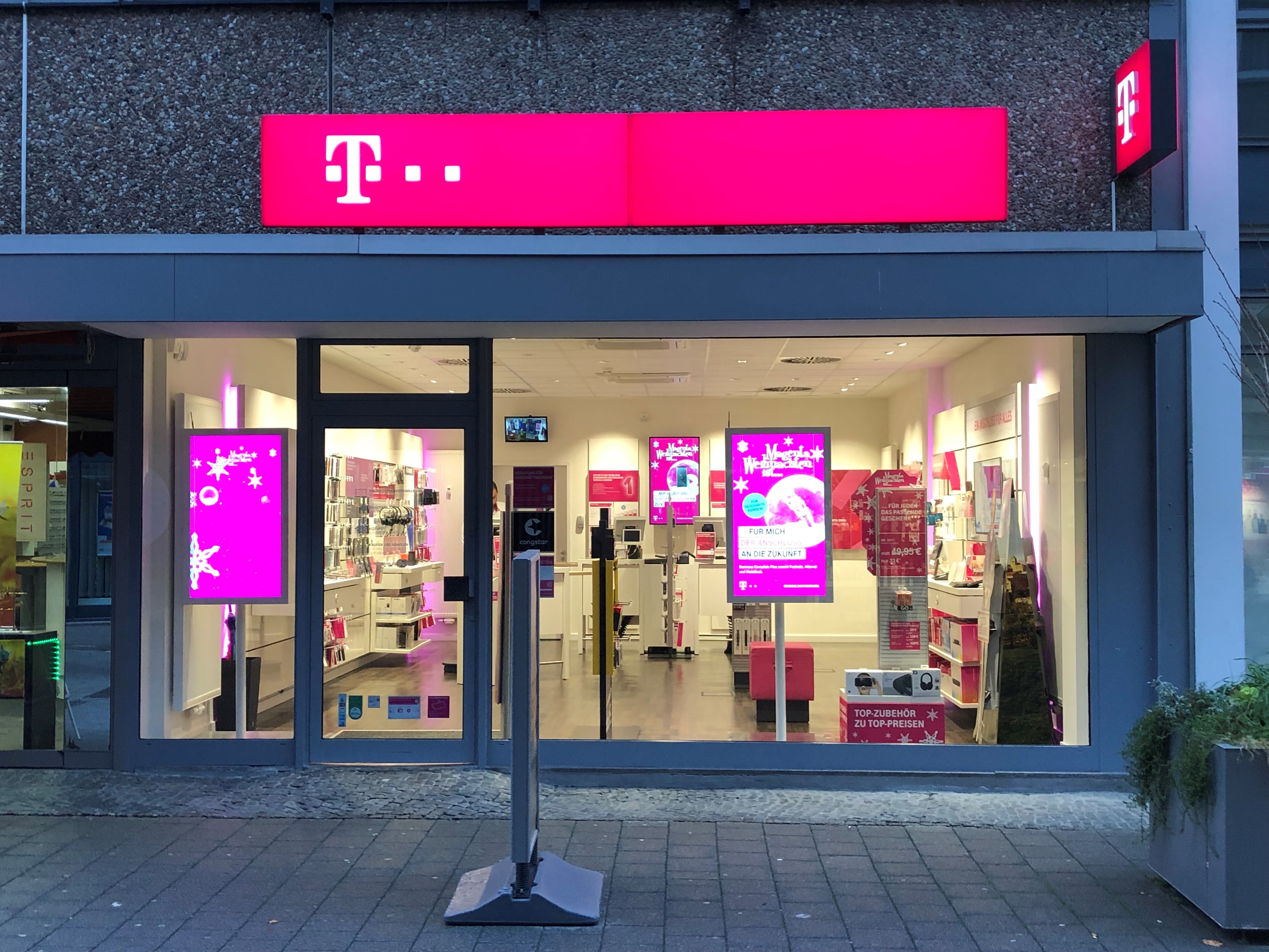 Telekom Shop • Rüsselsheim, Bahnhofstr. 20
