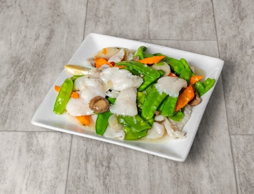 Sautéed sliced fish / 清炒鱼片