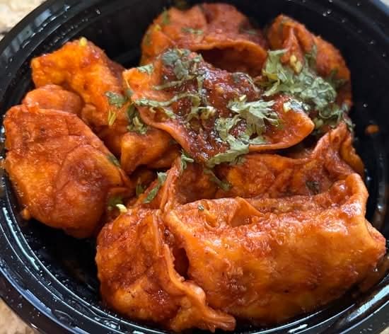 Chilli Paneer Momos