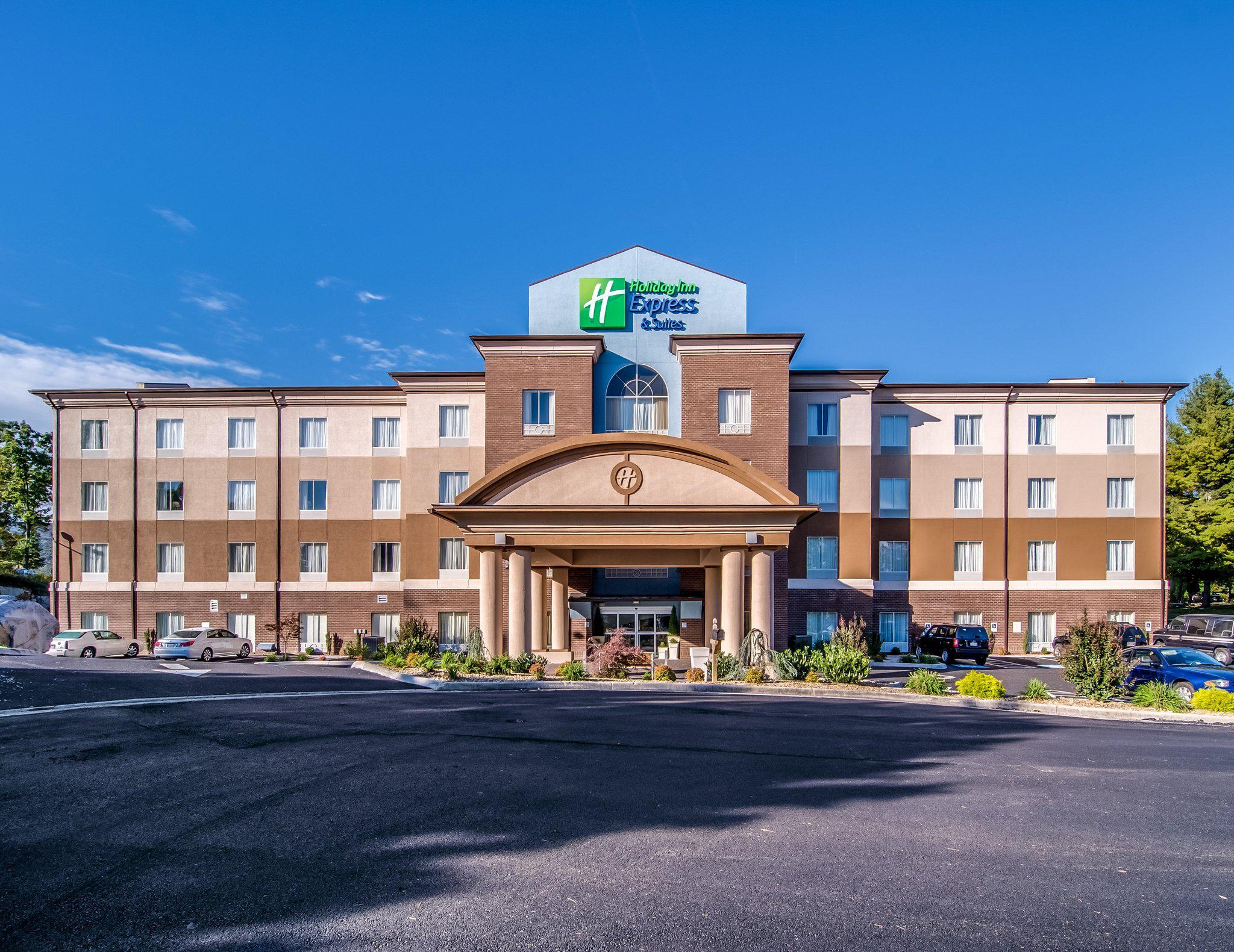 Holiday Inn Express & Suites Wytheville Photo