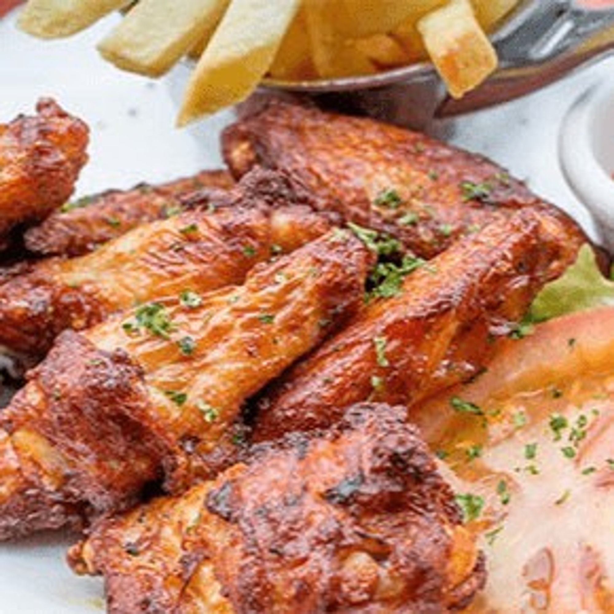 Buffalo Wings Lunch
