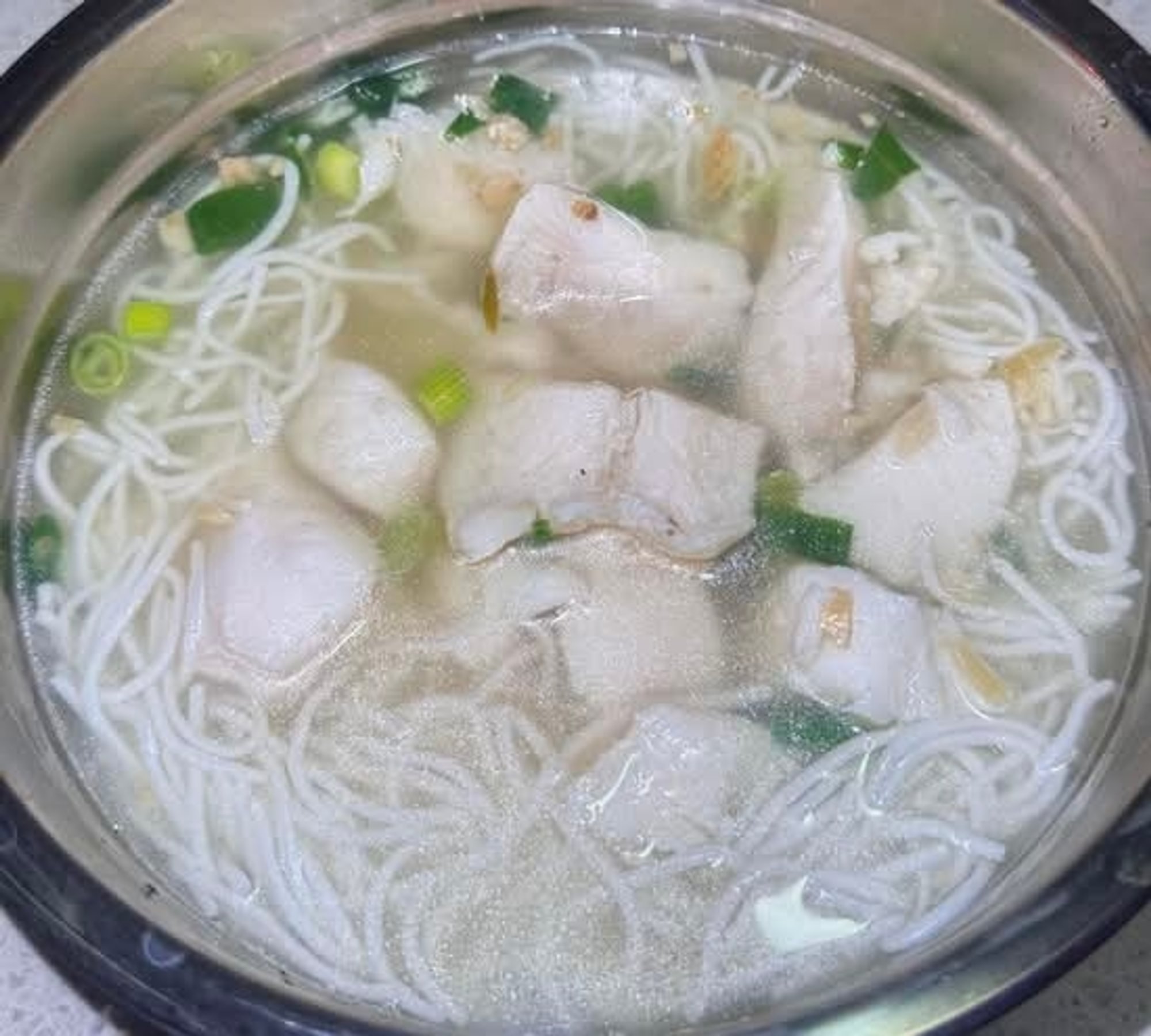 10. Fresh fish vermicelli soup - bún cá
