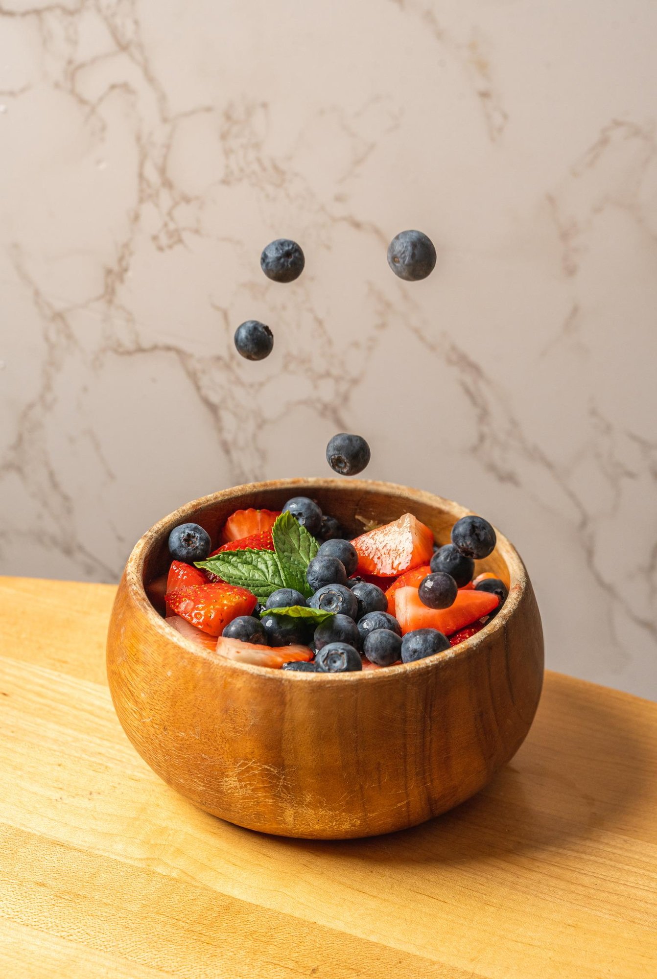 BOWL OF BERRIES