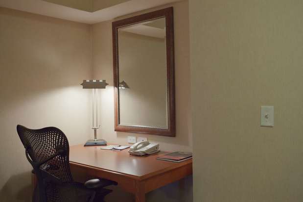Images Hilton Garden Inn Albuquerque/Journal Center