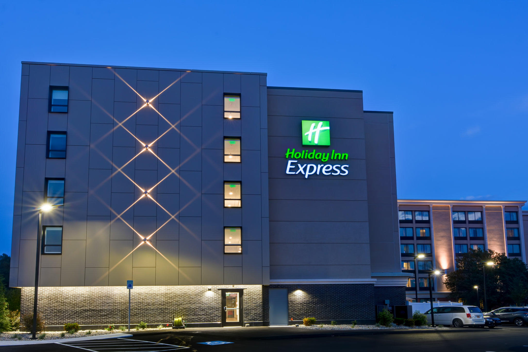Holiday Inn Express Boston Photo