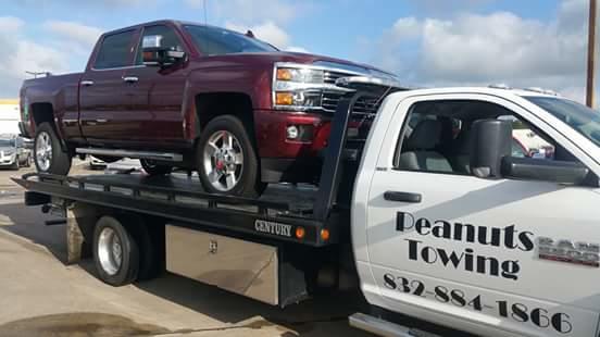 peanuts towing Photo