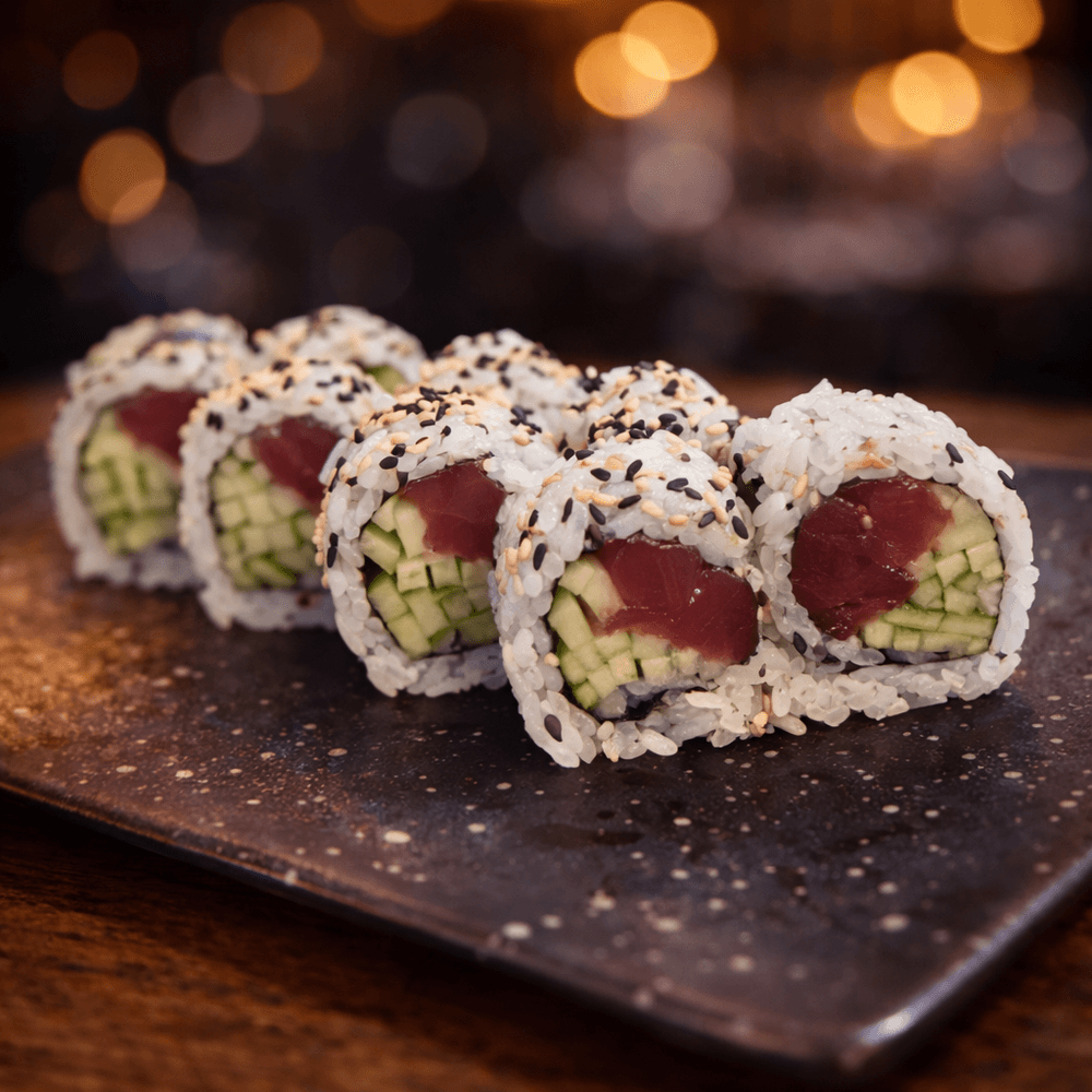 Tuna Cucumber / Avocado Roll