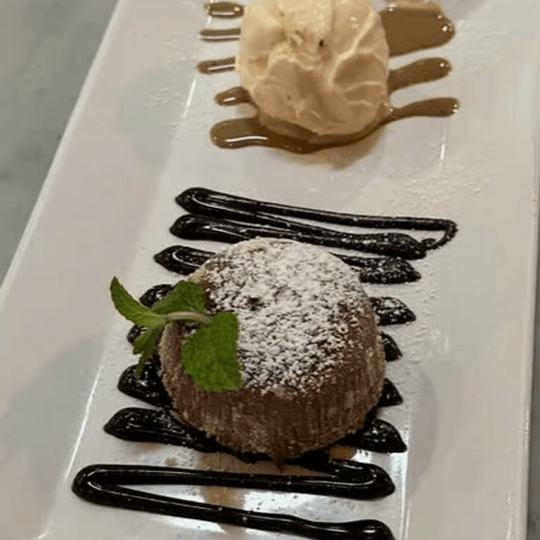 Molten chocolate cake