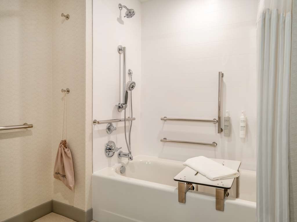 Hilton Garden Inn Jeffersonville Louisville North Image