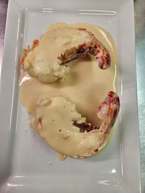 Langosta en Salsa / Lobster in Sauce