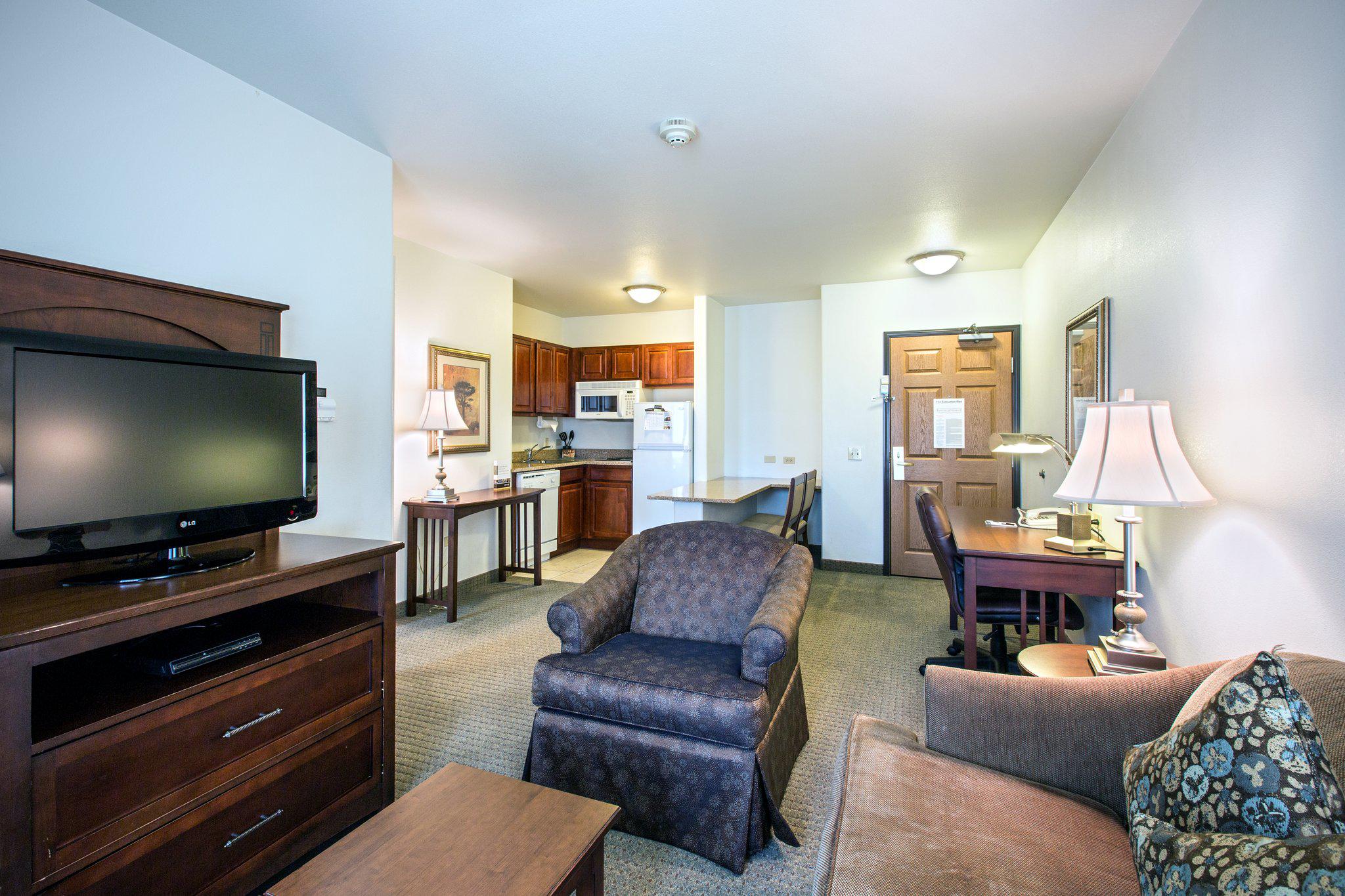 Staybridge Suites Rockford Photo