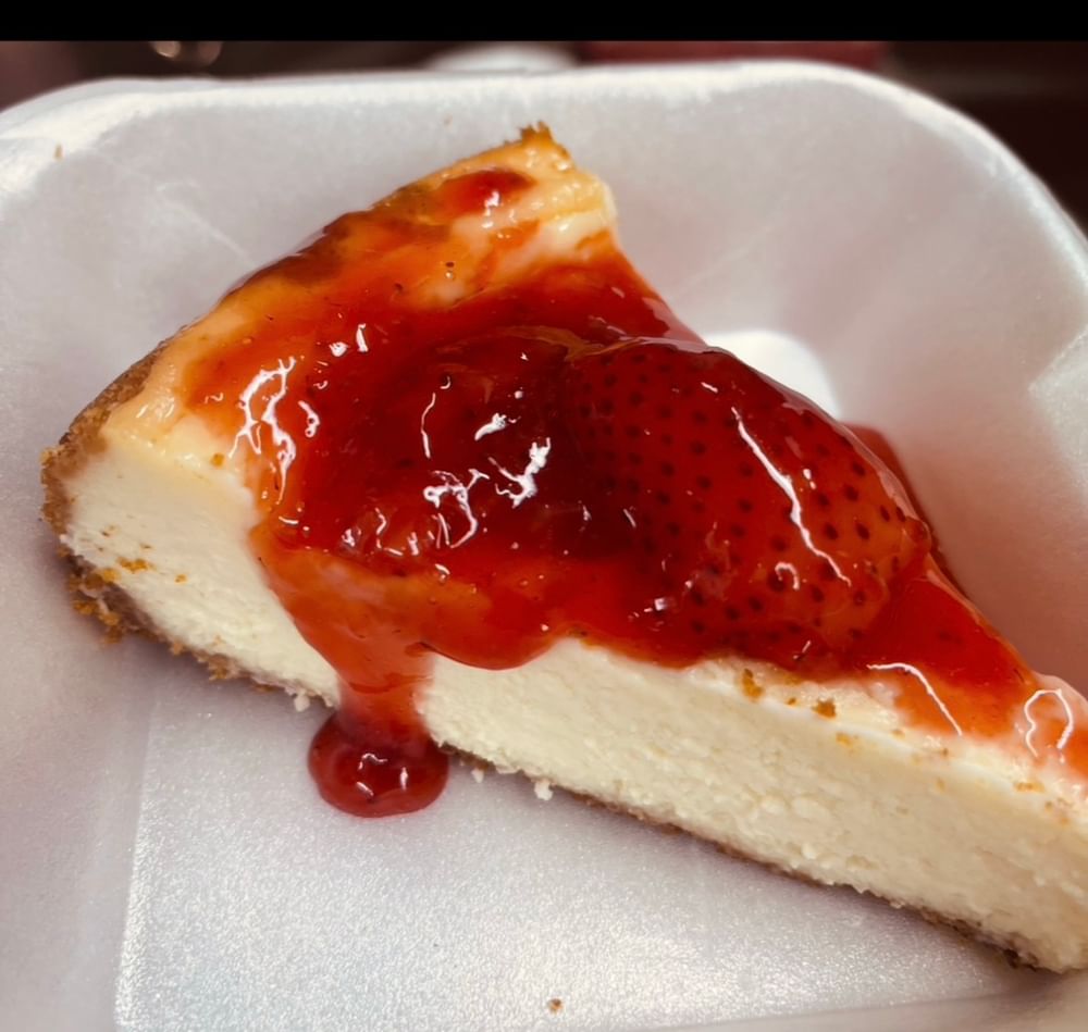 White Chocolate And Strawberry Cheesecake