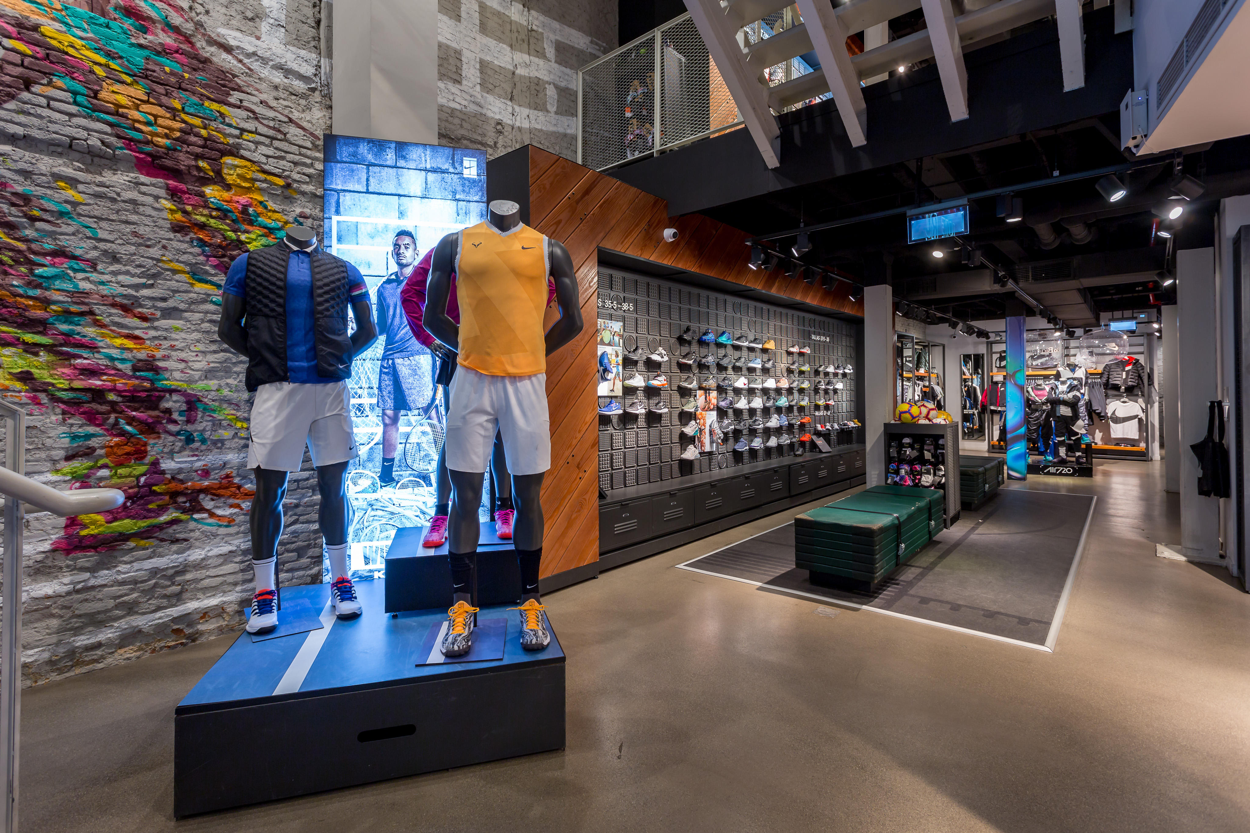 Images Nike Store Serrano