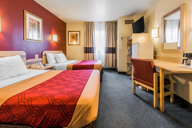 Images Econo Lodge