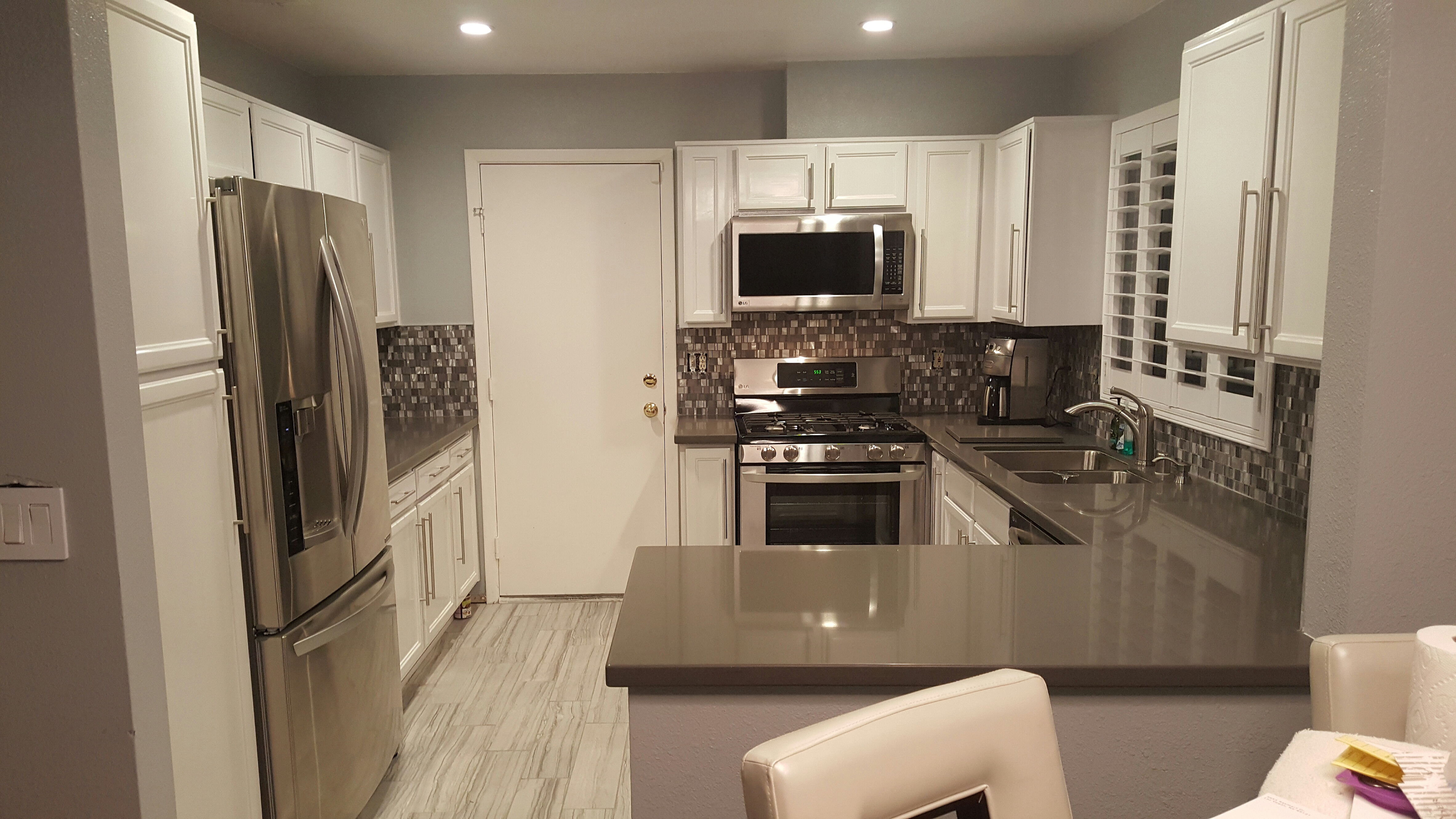 RHandyman and Designs Logo