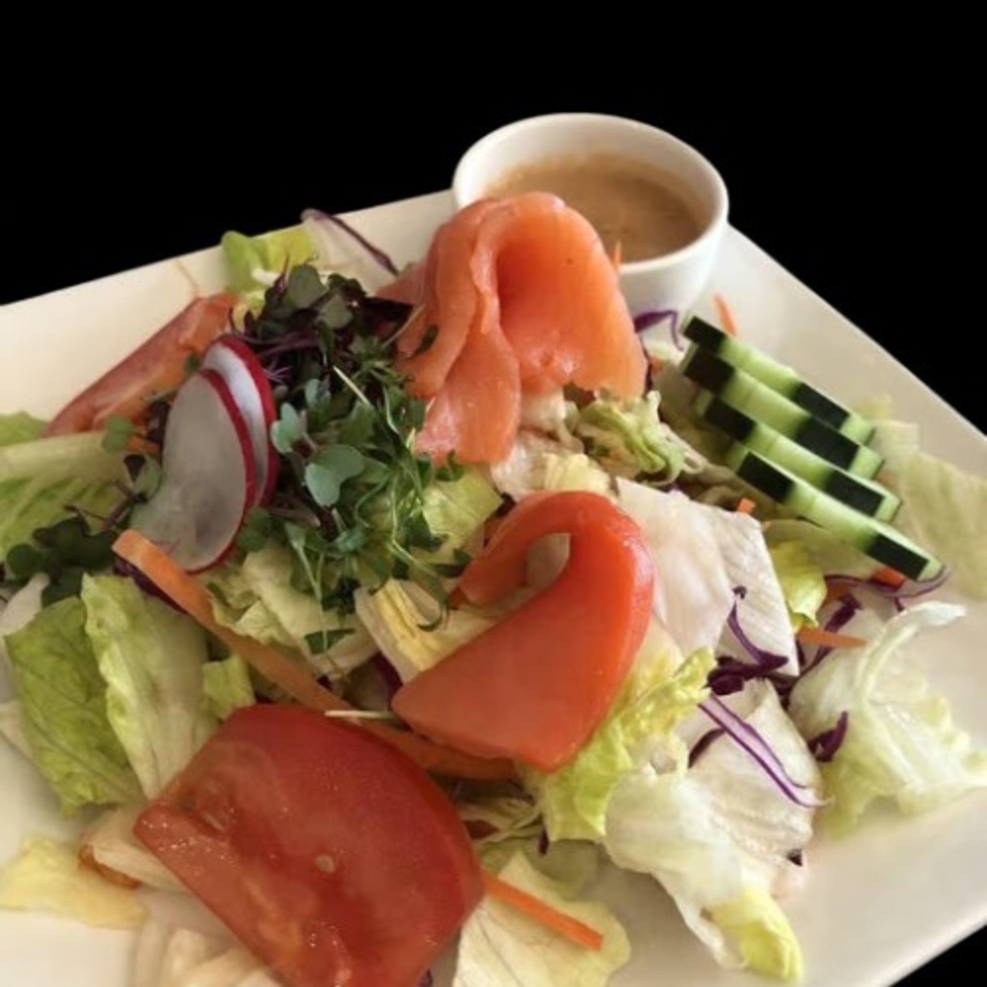 Smoke Salmon Salad