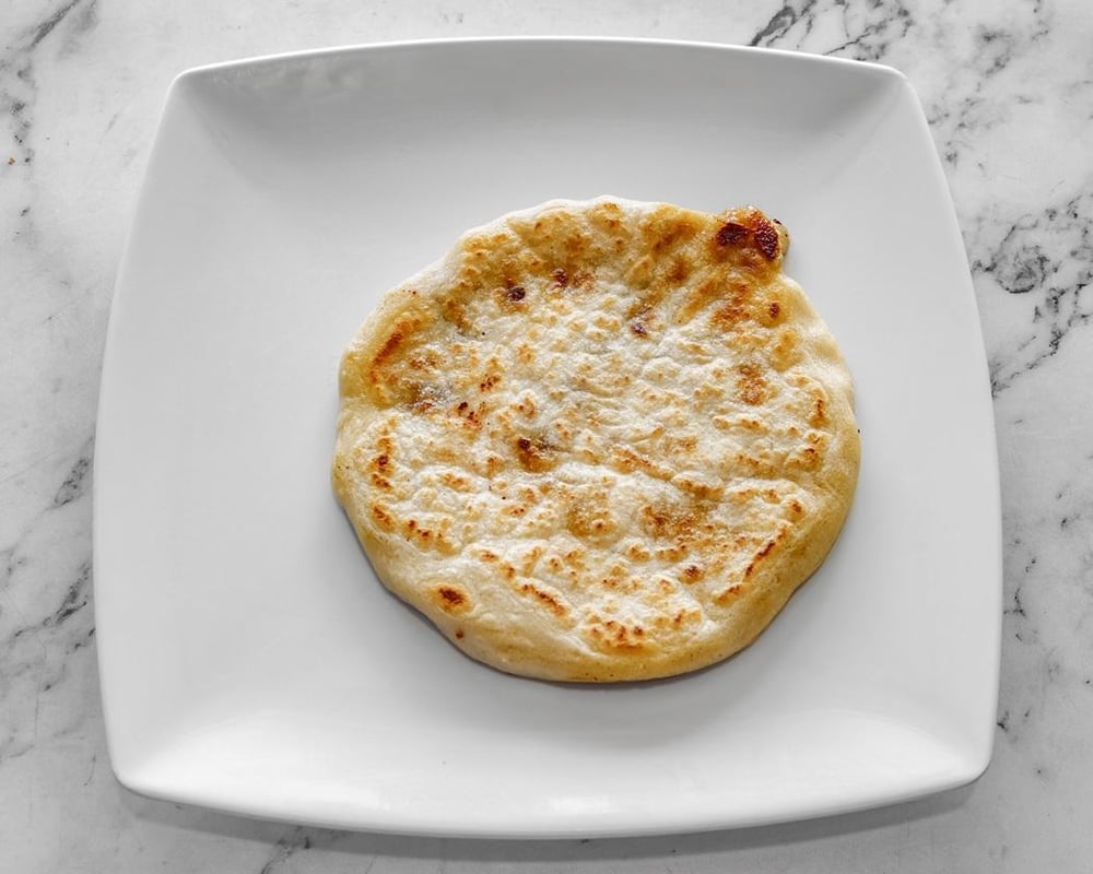 Pupusa De Loroco Y Queso