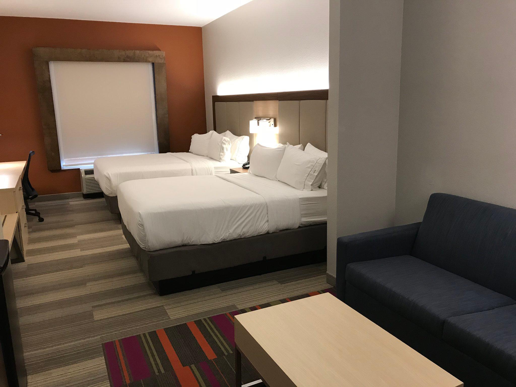 Holiday Inn Express & Suites Orlando South-Davenport Photo