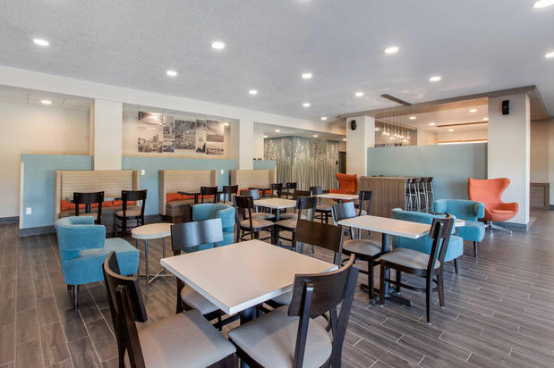 Images Sleep Inn & Suites Ankeny - Des Moines