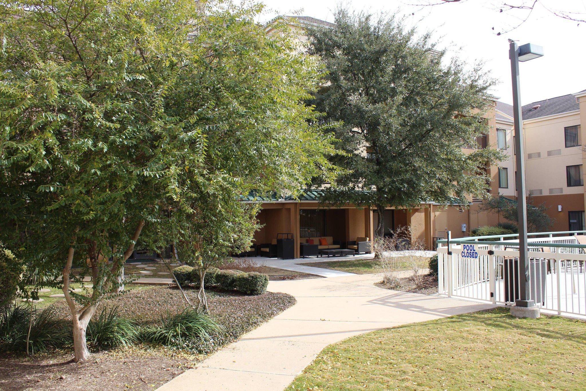 Courtyard by Marriott Austin Round Rock Photo