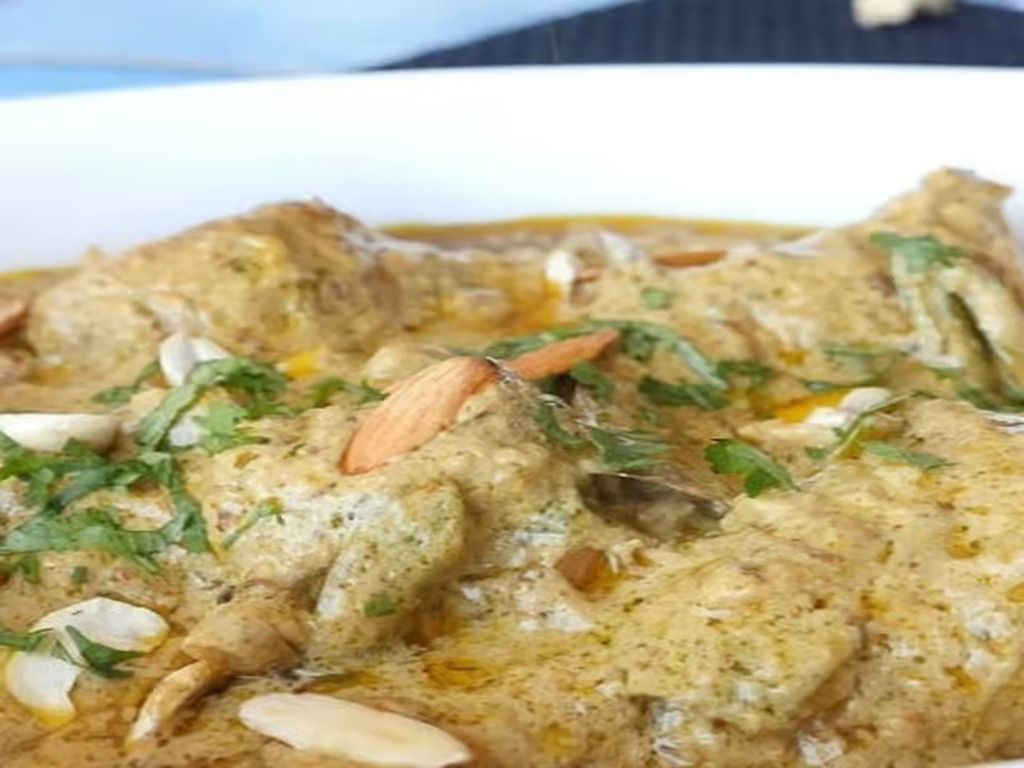 Chicken Mughlai Handi Boneless