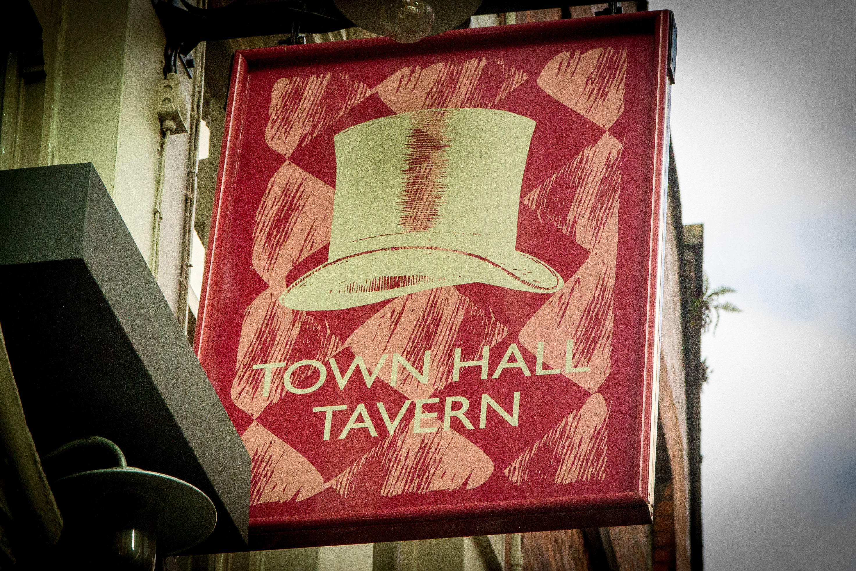 Images The Town Hall Tavern
