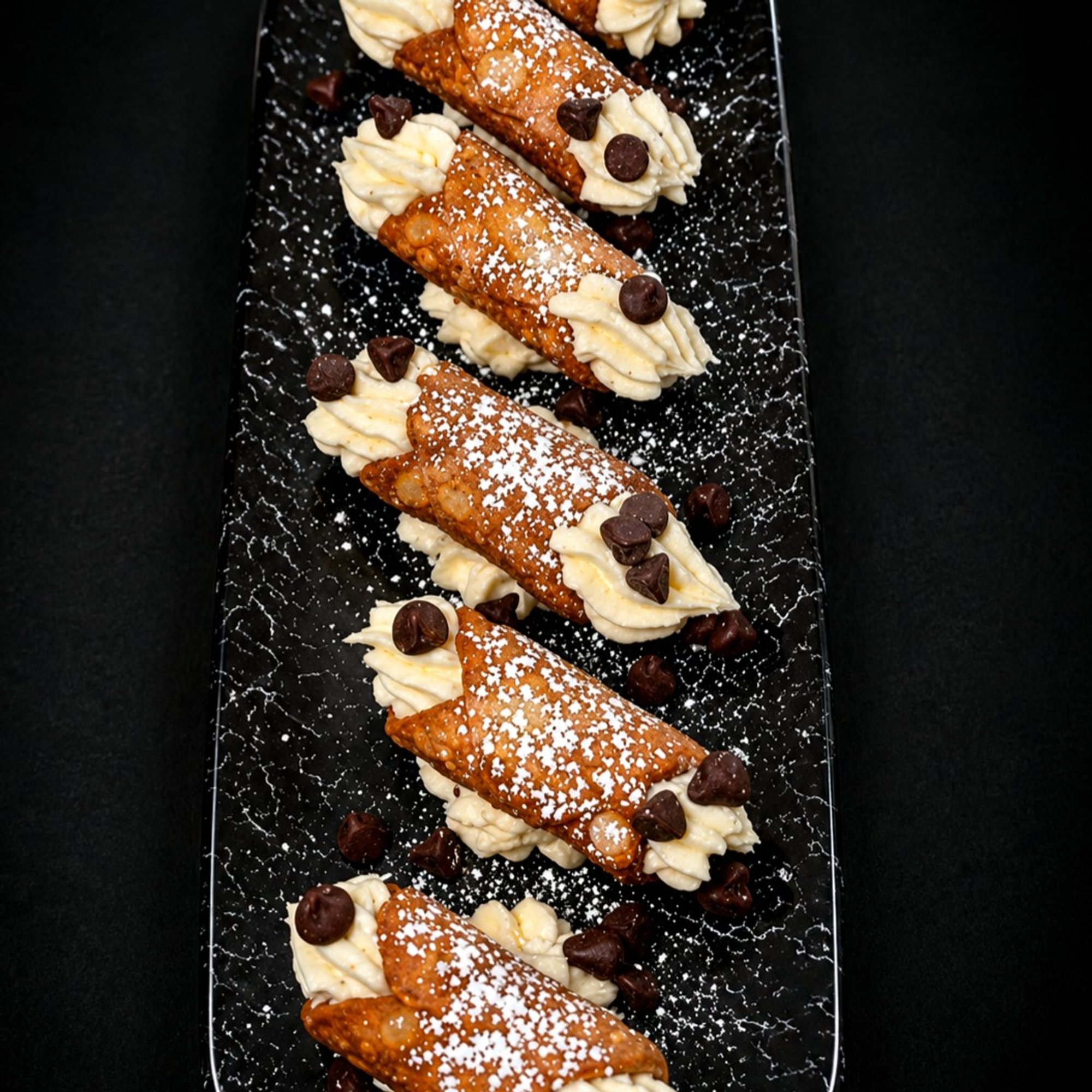 (2) Cannolis