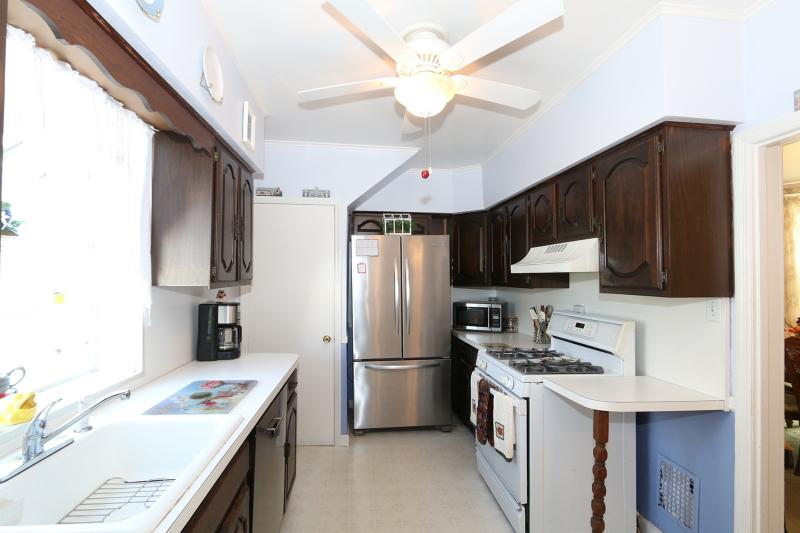 CENTURY 21 Supreme Realty