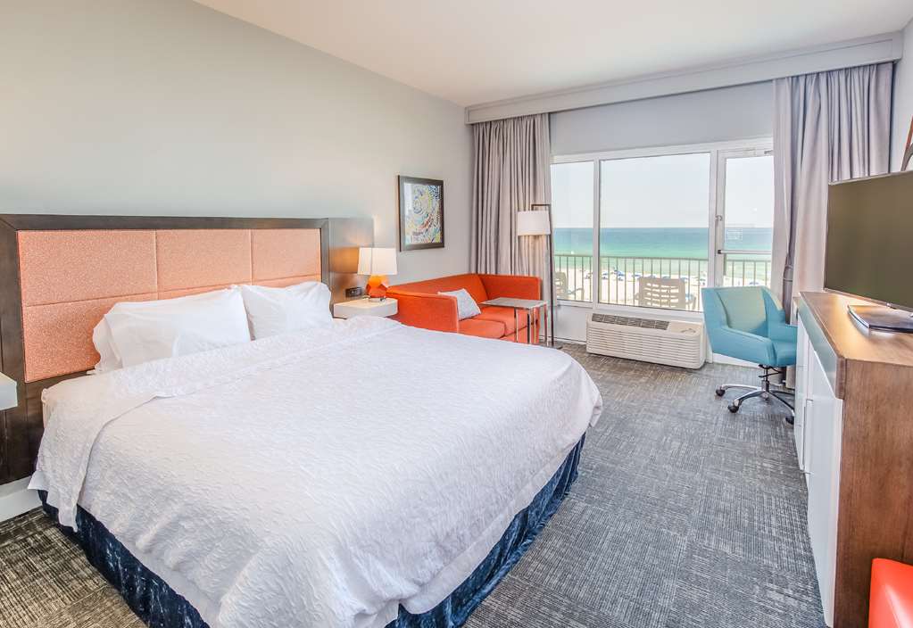 Hampton Inn Pensacola Beach Image