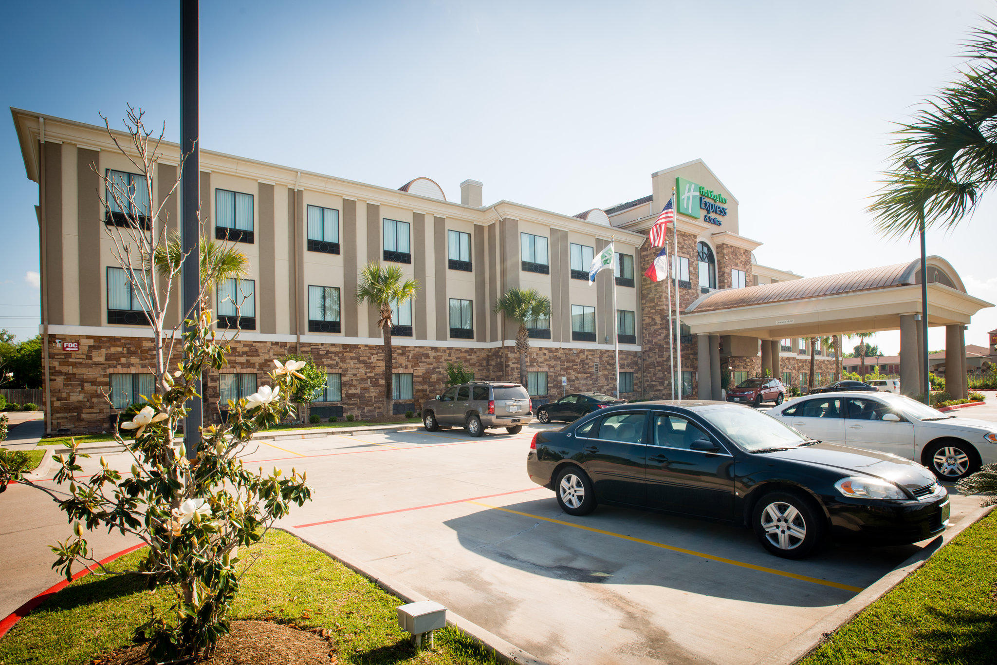 Holiday Inn Express & Suites Houston NW Beltway 8-West Road Photo