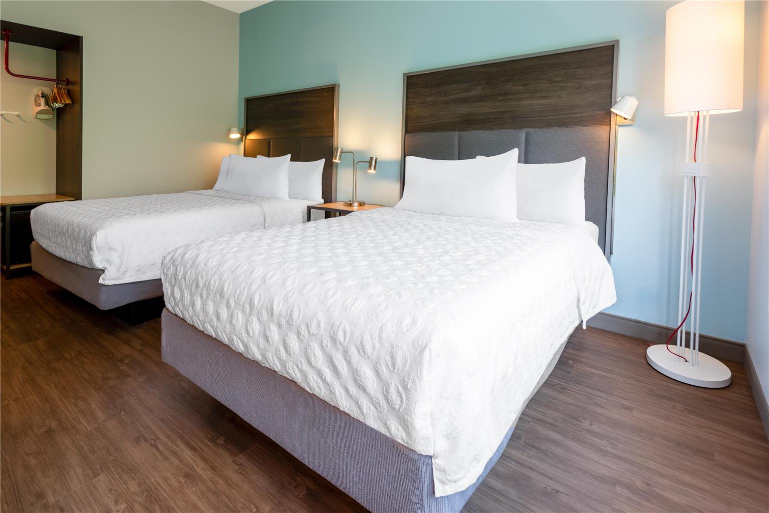 Tru by Hilton Commerce Image