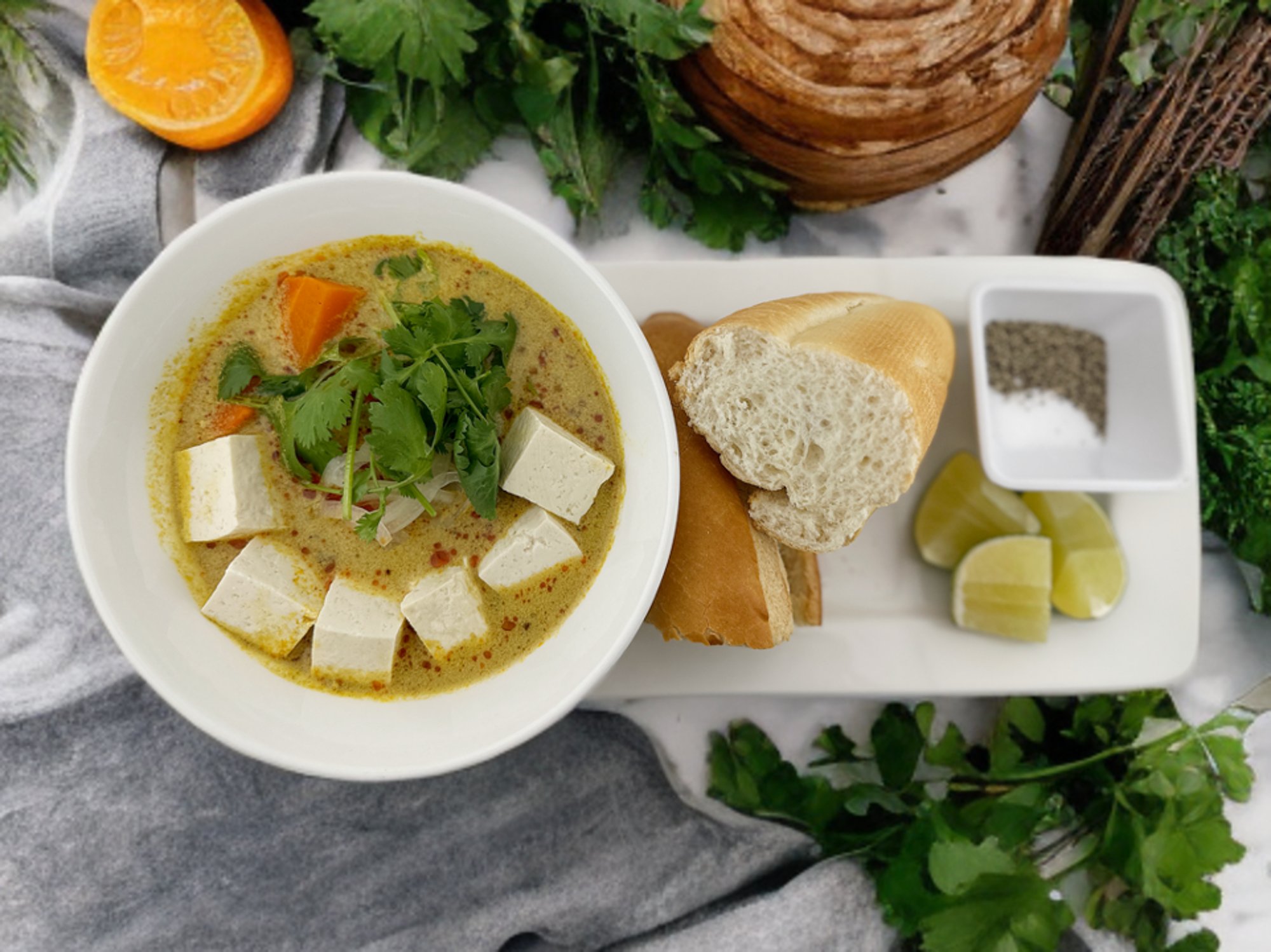 Curry Tofu with Bread