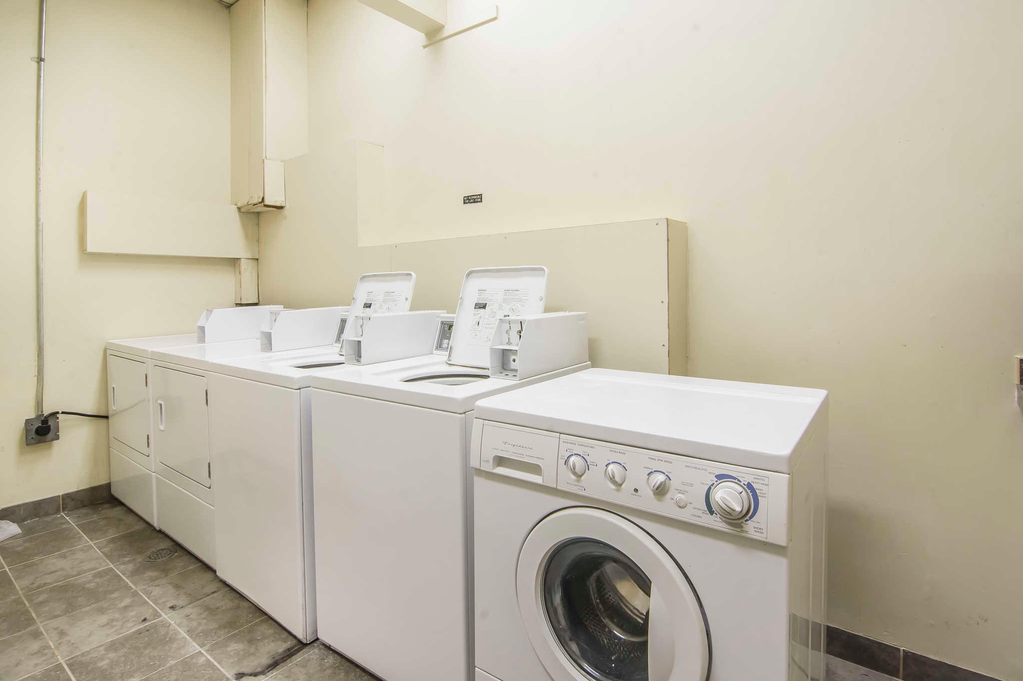 Images Quality Inn & Suites