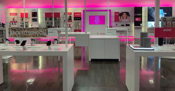T Mobile Store At 7311 W Stockton Blvd 110 Sacramento Ca T Mobile