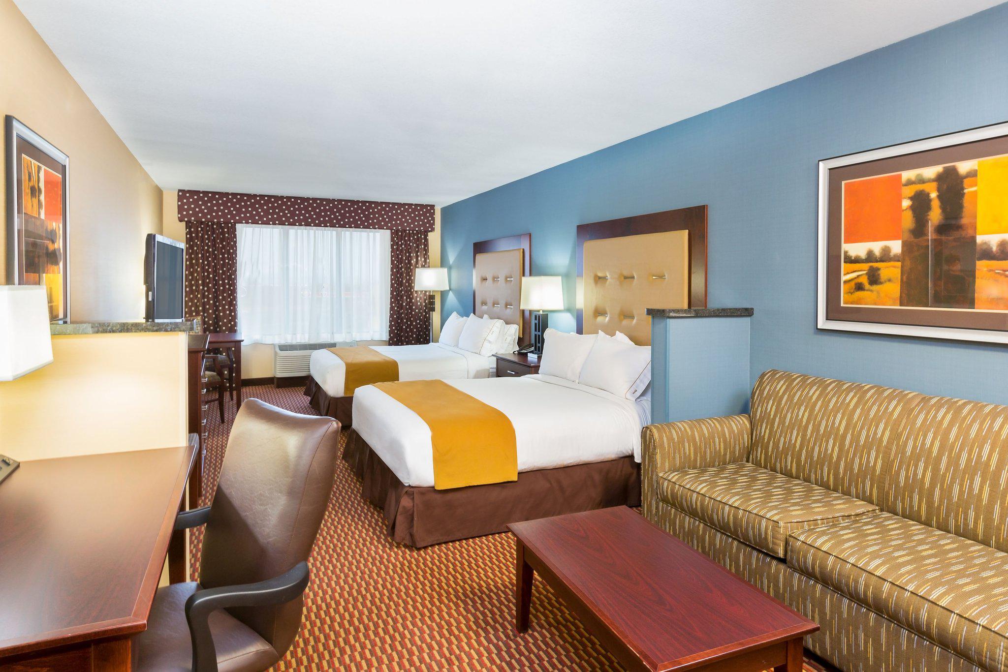 Holiday Inn Express & Suites Helena Photo