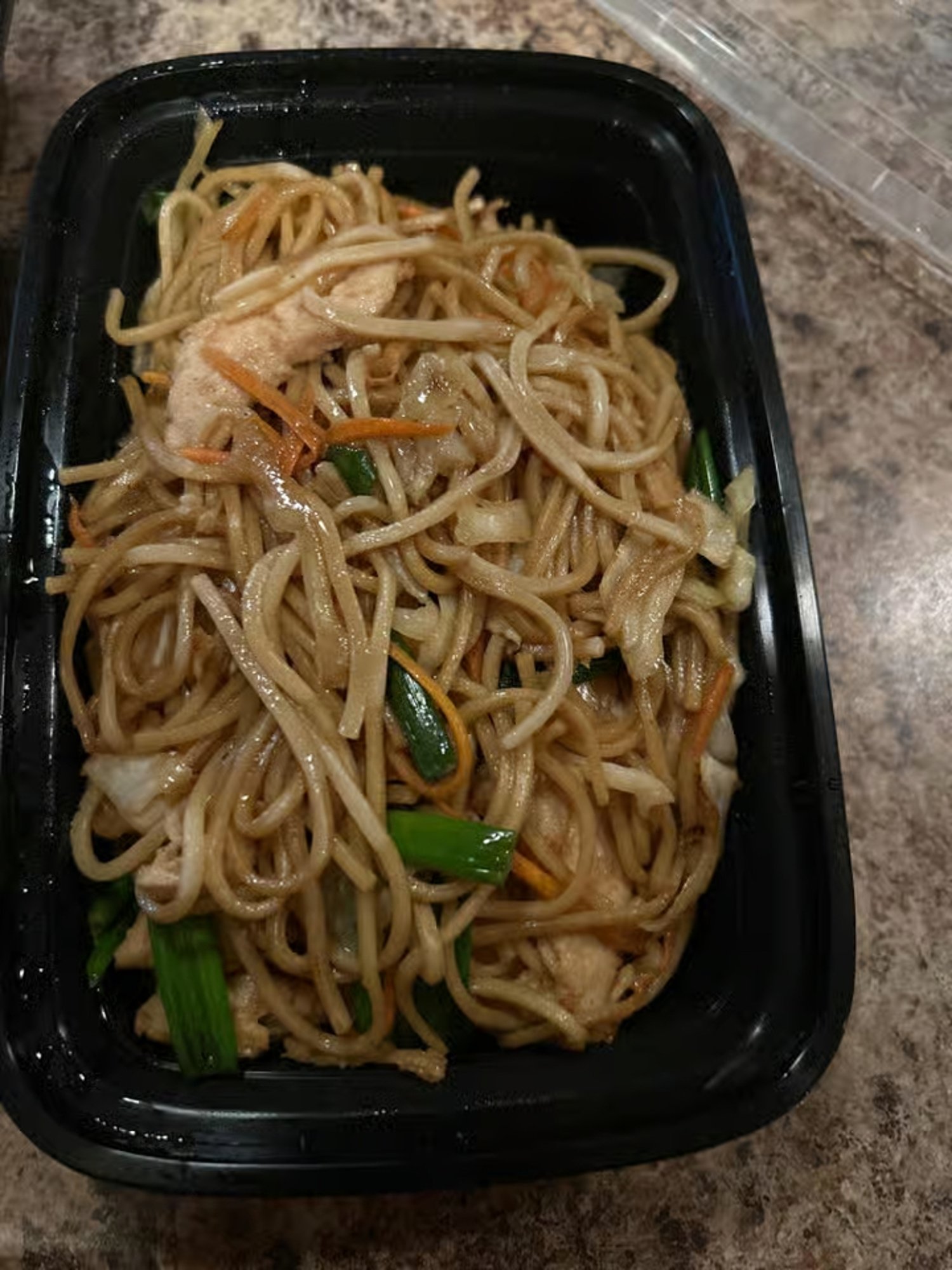 Chicken Lo Mein