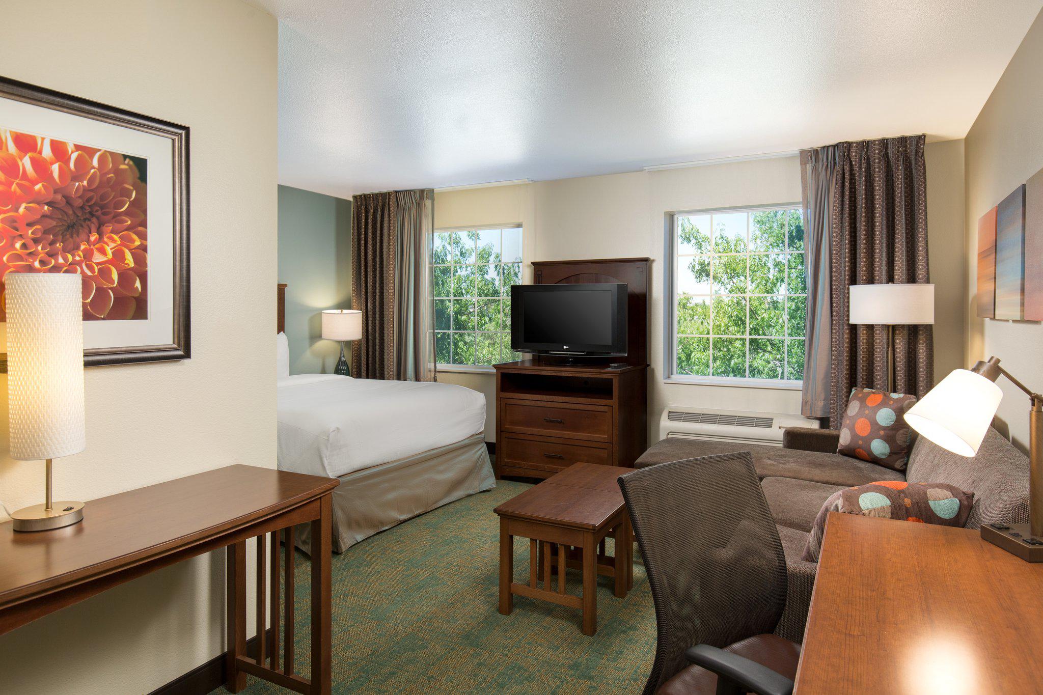 Staybridge Suites Sacramento Airport Natomas Photo