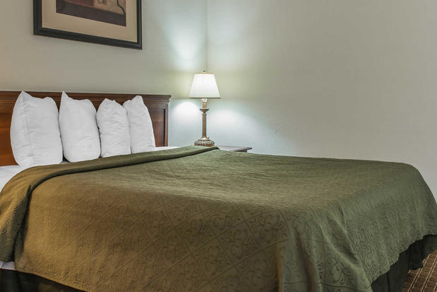 Images Rodeway Inn