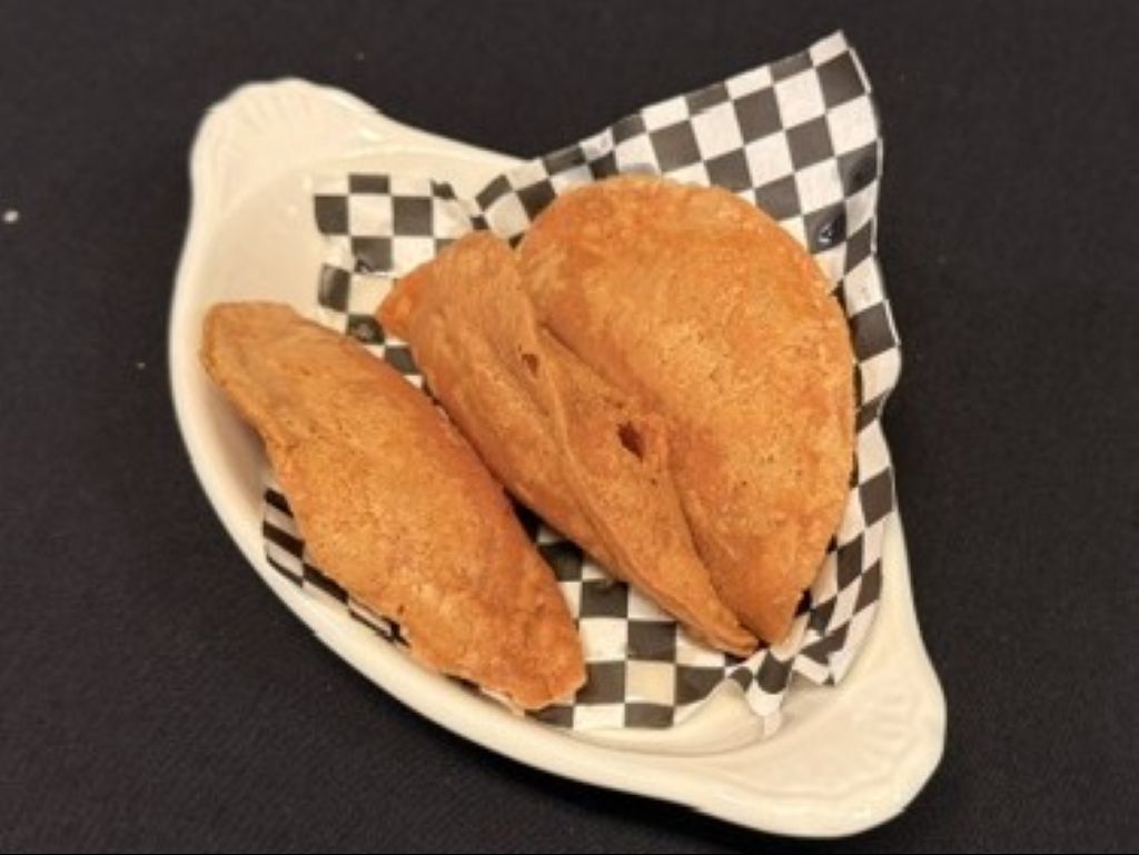 Empanada (3 Pcs) (GF)