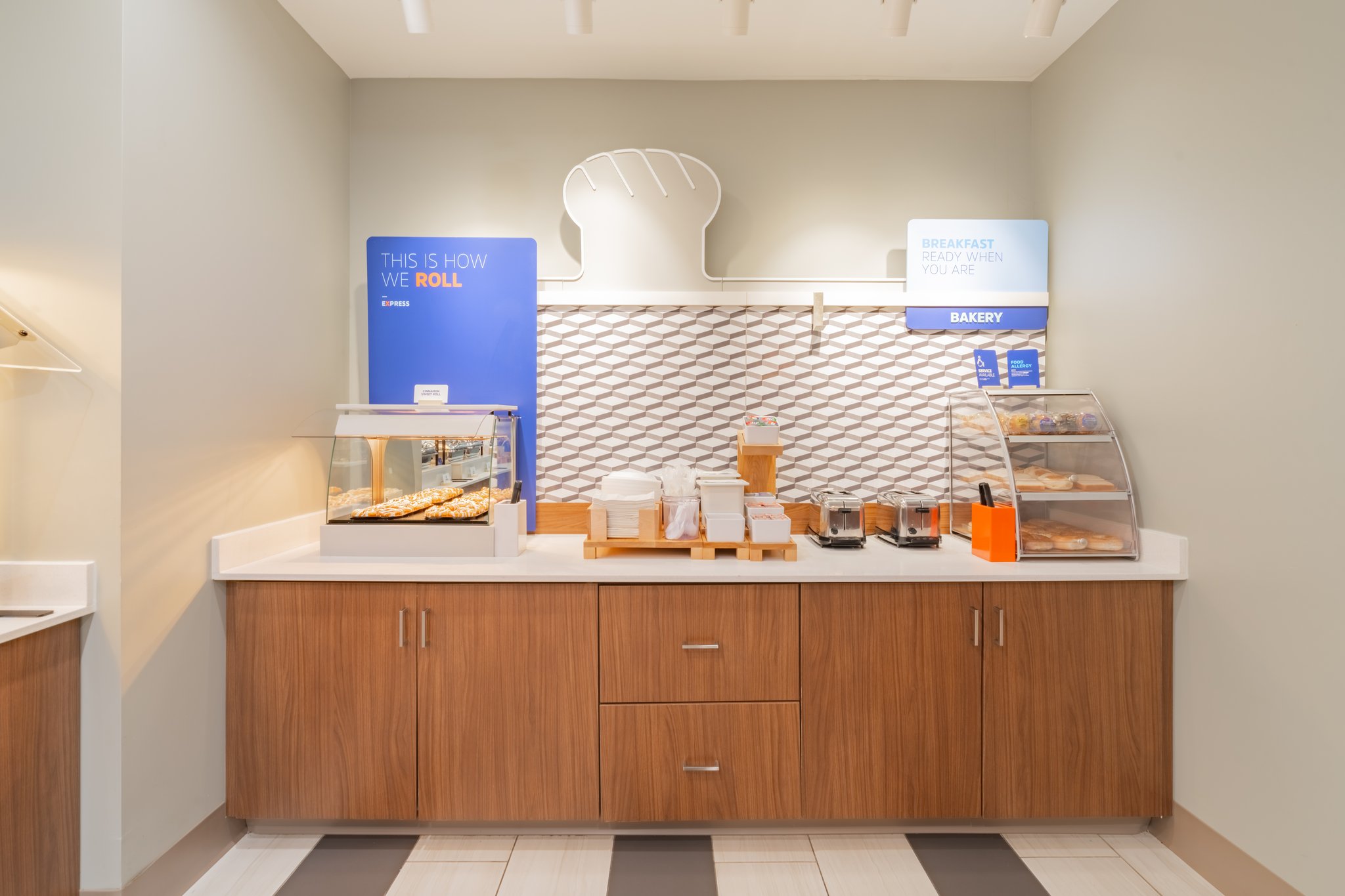 Holiday Inn Express & Suites Marion by IHG Image