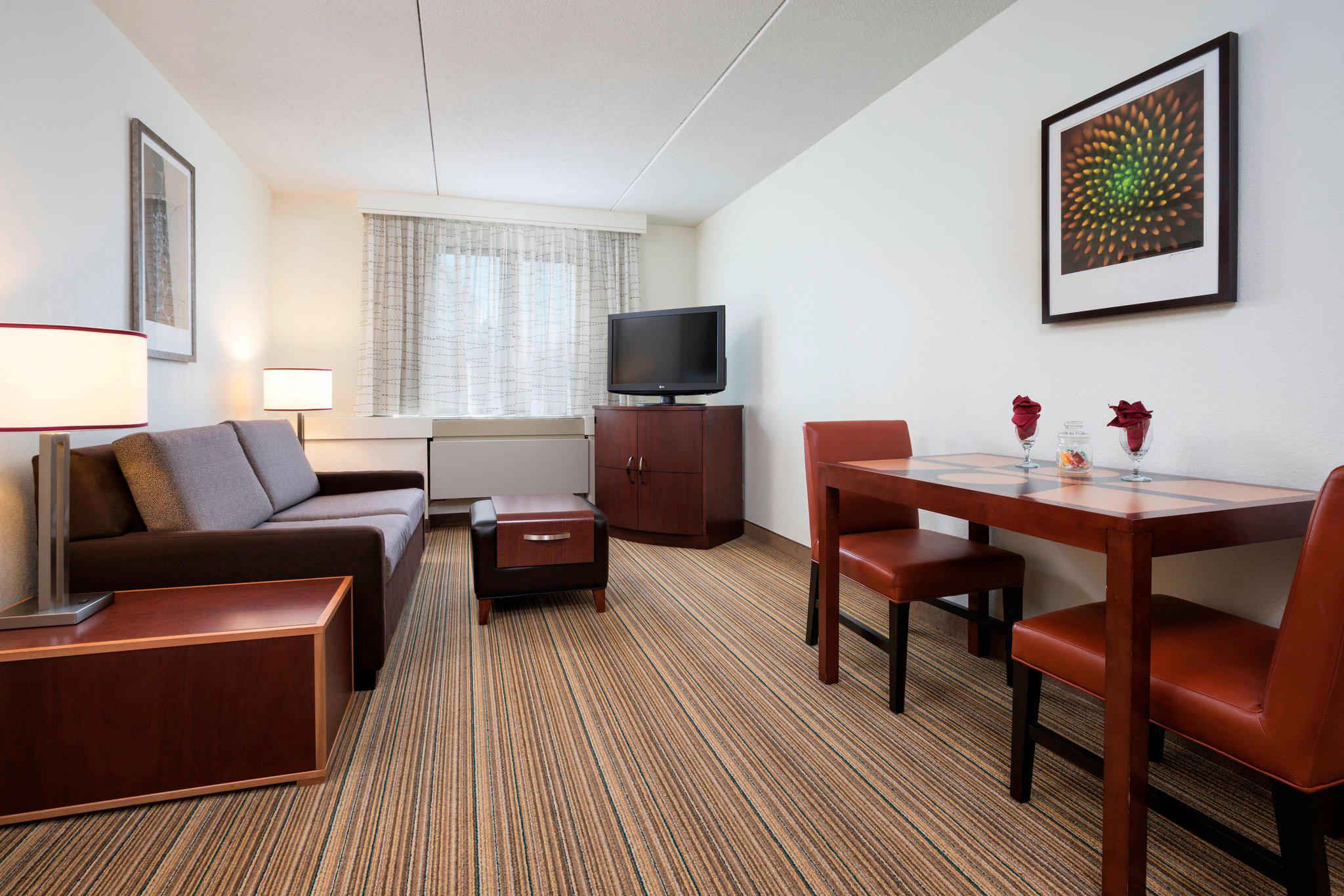 Residence Inn by Marriott Minneapolis Edina Photo