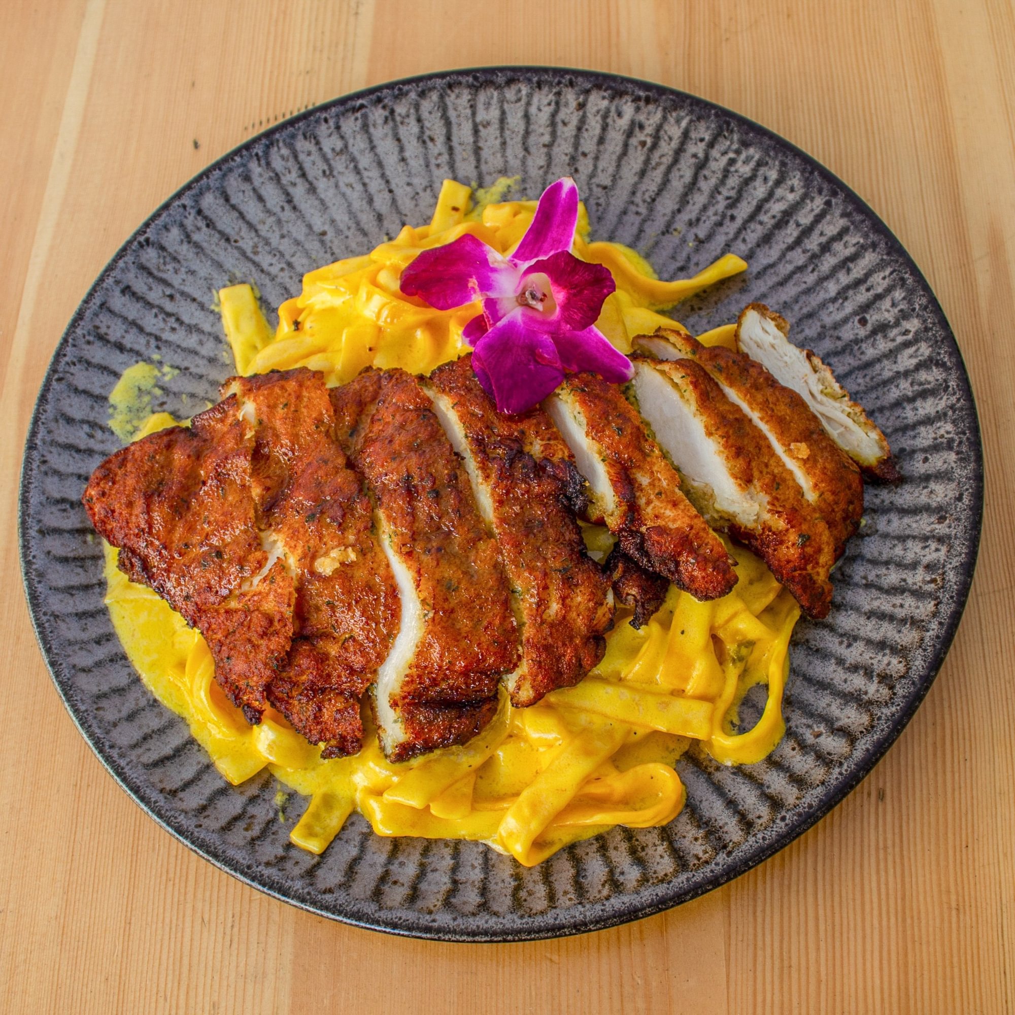 Fetuccine A La Huancaina Milanesa